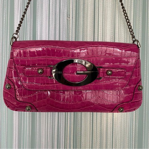 Guess Pink Patent Shoulder Chain Purse - Picture 1 of 17